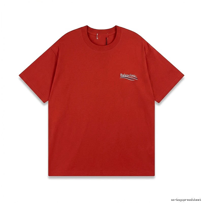 Balenciaga's simple-style red T-shirt