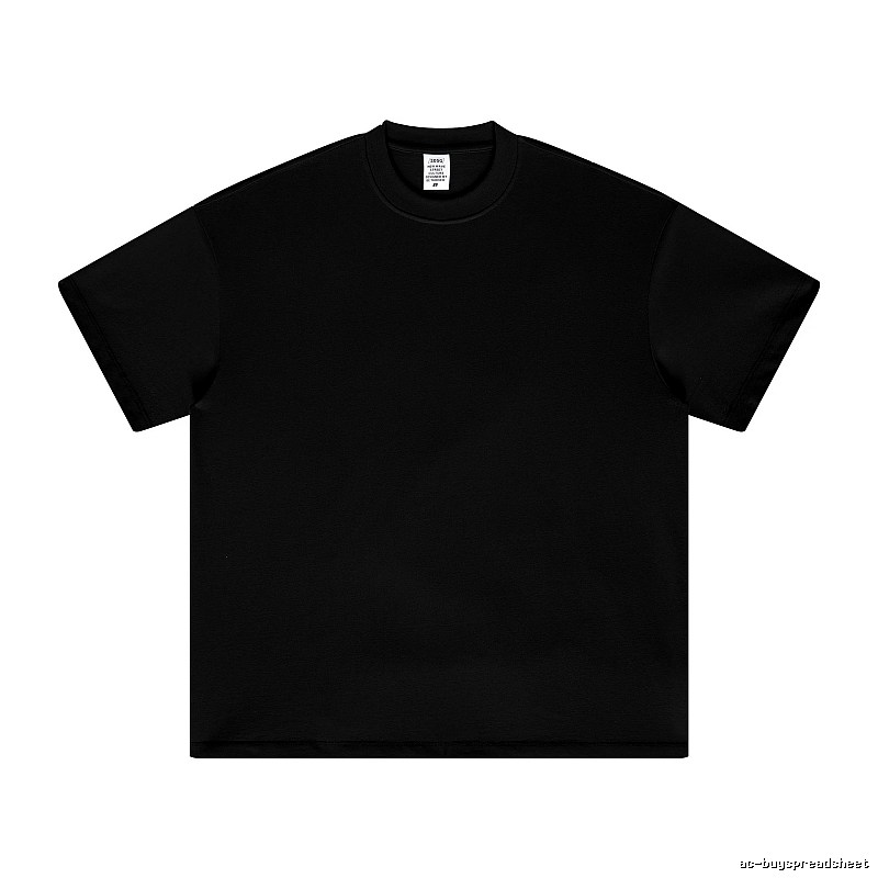Logo Detail Plain white T-shirt Minimal White Short with Relaxed Feel