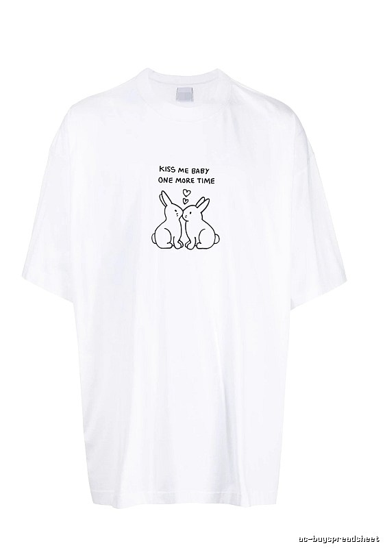 Urban Statement graphic T-shirt Black Colorful Lucky with Casual Appeal